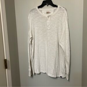 Faherty slub cotton Henley Shirt Size XL Mens Long Sleeve white EUC Casual